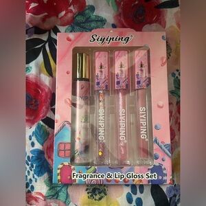 Siyiping Marshmallow Blush Fragrance & Lip Gloss Set